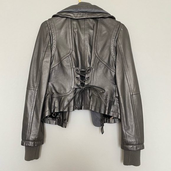 Leather jacket - Picture 2 of 5